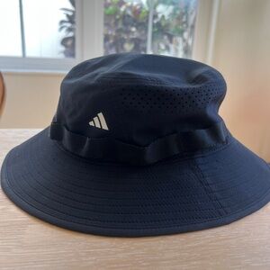 🎩🖤NWOT MALE ADIDAS BLACK ATHLETIC BUCKET HAT 🖤🎩